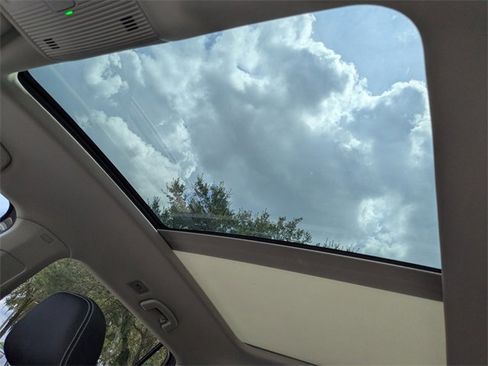 New 2026 Volkswagen Atlas SE image 22