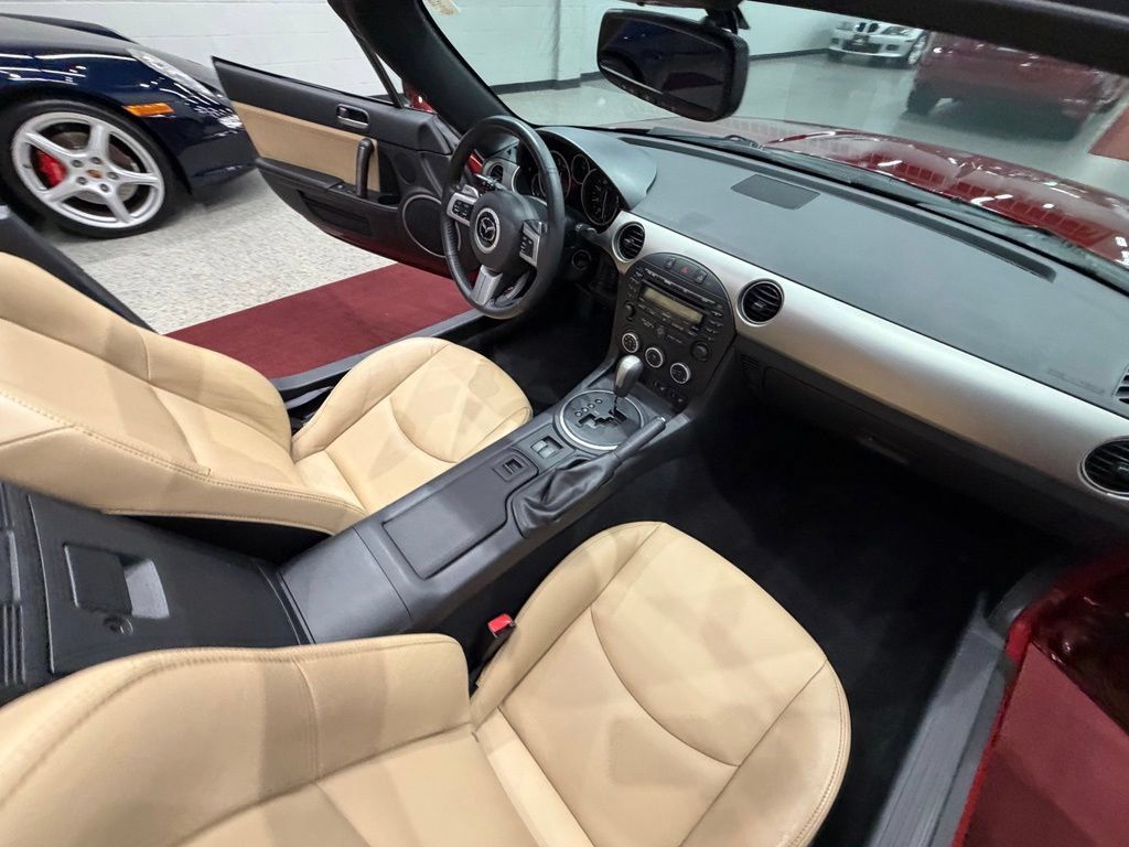 Used 2012 MAZDA MX-5 Miata Grand Touring w/ Premium Pkg RWD image 26
