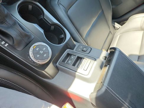 New 2026 Ford Bronco Outer Banks w/ Sasquatch Package AWD/4WD image 23