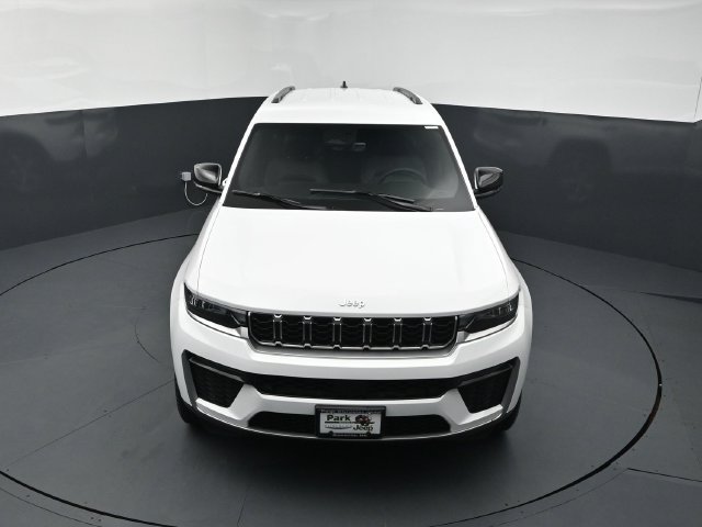 New 2026 Jeep Grand Cherokee Limited AWD/4WD image 13
