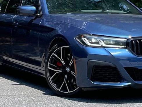 Used 2023 BMW 540i w/ M Sport Package RWD image 10