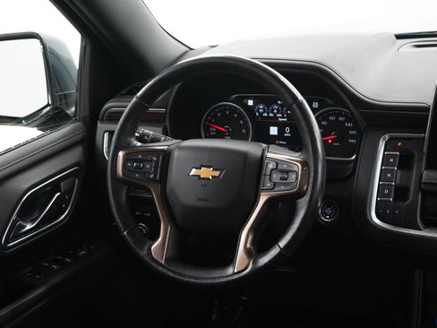Used 2021 Chevrolet Suburban High Country w/ Premium Package AWD/4WD image 14