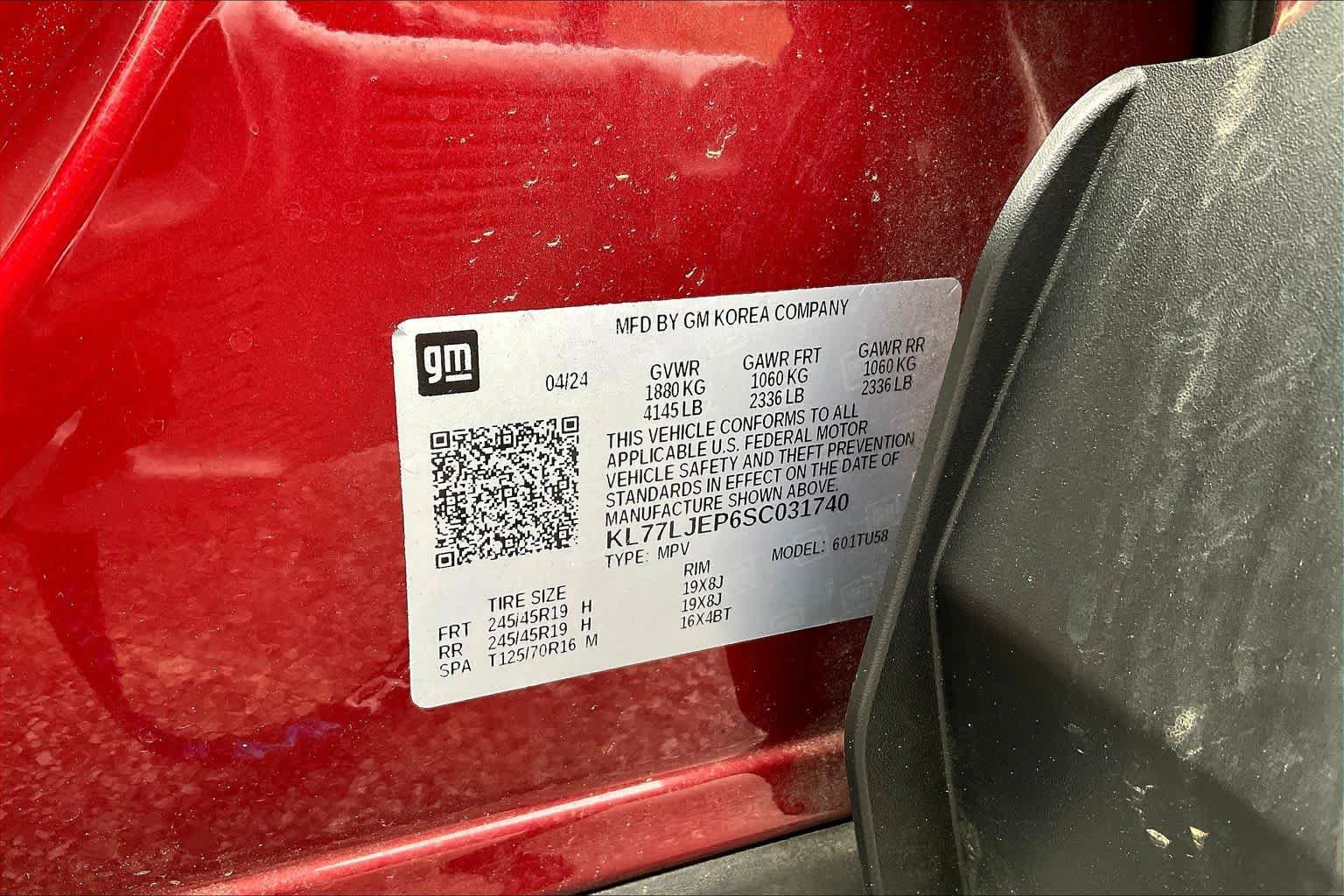 Used 2025 Chevrolet Trax RS w/ Sunroof Package FWD image 32