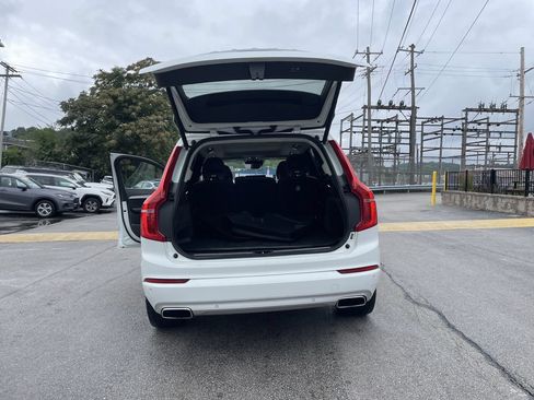 Used 2016 Volvo XC90 T6 Momentum AWD/4WD image 13