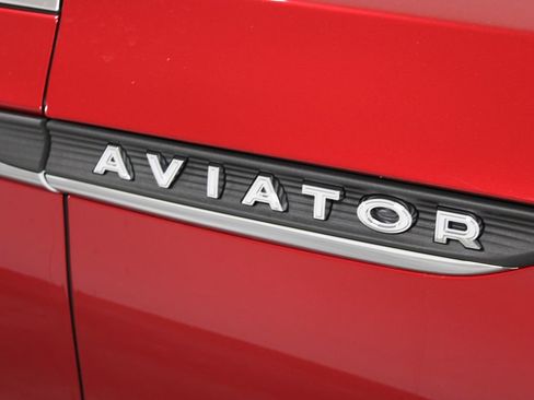 New 2026 Lincoln Aviator 2WD image 11