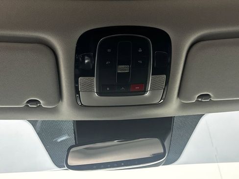 Used 2022 Hyundai Palisade SEL w/ Premium Package image 32