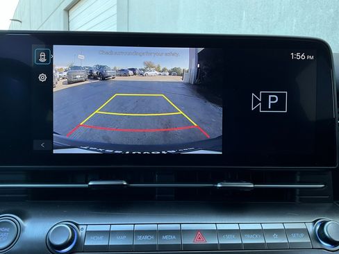 Used 2025 Hyundai Kona SEL image 33