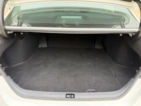 Used 2022 Toyota Camry LE FWD image 25