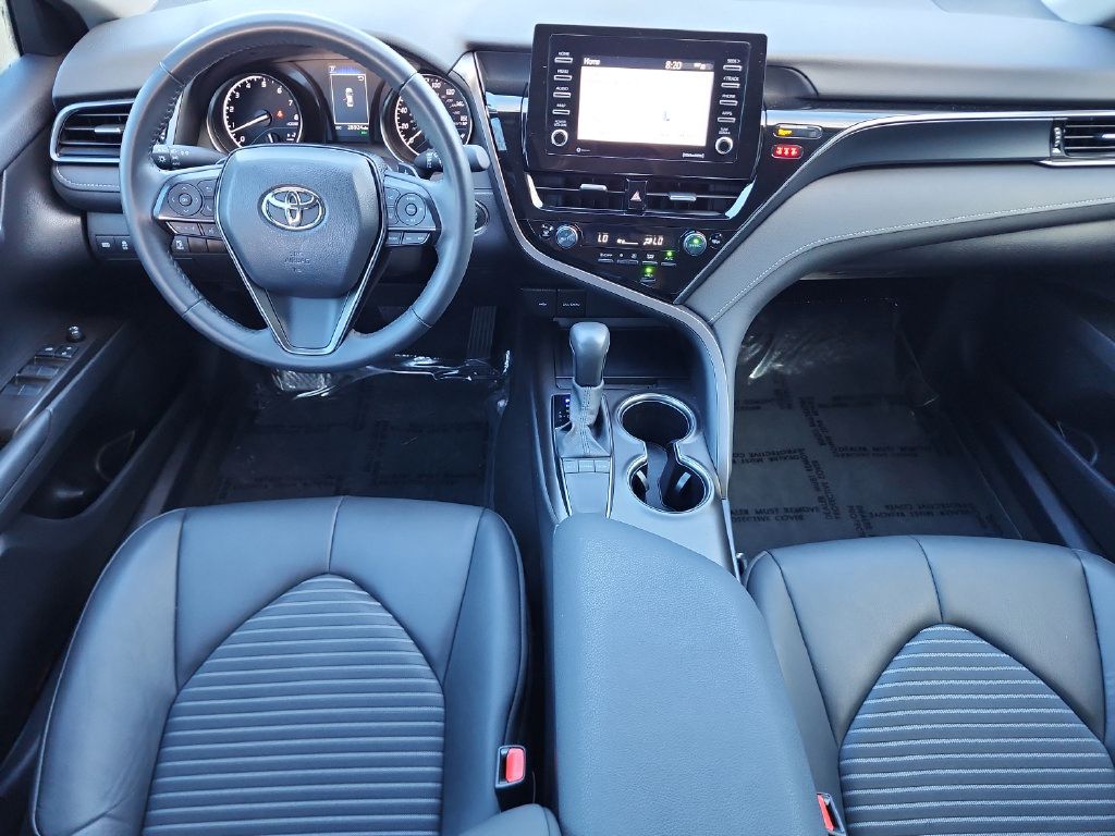 Used 2024 Toyota Camry SE w/ Convenience Package FWD image 18