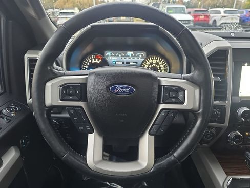 Used 2018 Ford F150 Lariat w/ Equipment Group 502A Luxury image 19