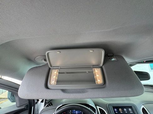 Used 2024 Chevrolet Equinox LT image 37