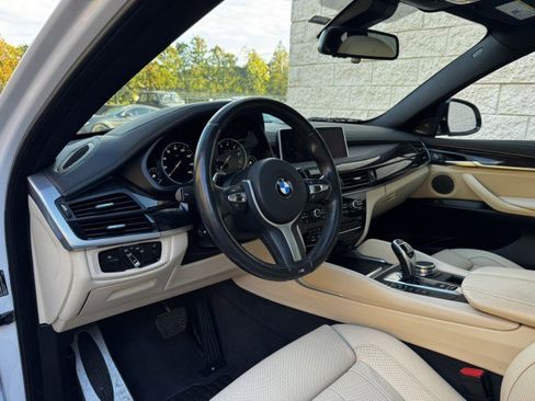 Used 2019 BMW X6 xDrive35i w/ M Sport Package image 6