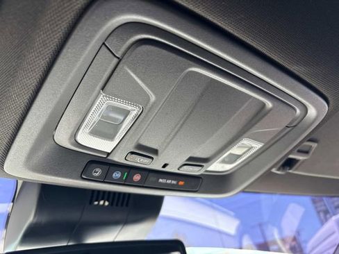 Used 2023 Chevrolet Silverado 1500 LTZ image 27