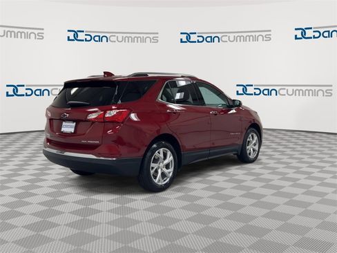 Used 2020 Chevrolet Equinox Premier image 8