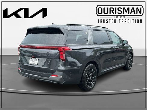 New 2026 Kia Carnival SX w/ SX Dark Edition Package FWD image 4