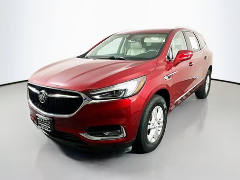 Used 2018 Buick Enclave Essence FWD image 3