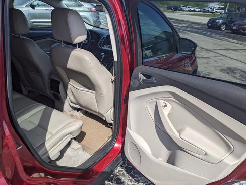 Used 2014 Ford Escape Titanium AWD/4WD image 15