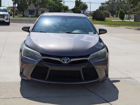 Used 2016 Toyota Camry XSE w/ Advanced Technology Package FWD image 4