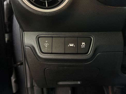 Used 2019 Kia Forte LXS FWD image 8