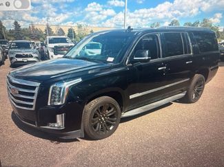 Used 2019 Cadillac Escalade ESV Luxury AWD/4WD video 1