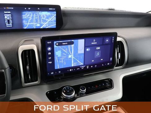 Used 2025 Ford Expedition Active AWD/4WD image 26