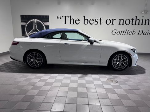 Used 2023 Mercedes-Benz E 450 4MATIC Cabriolet image 3
