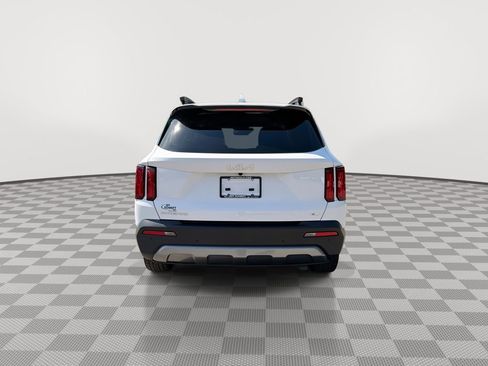 Used 2023 Kia Sorento SX Prestige image 10
