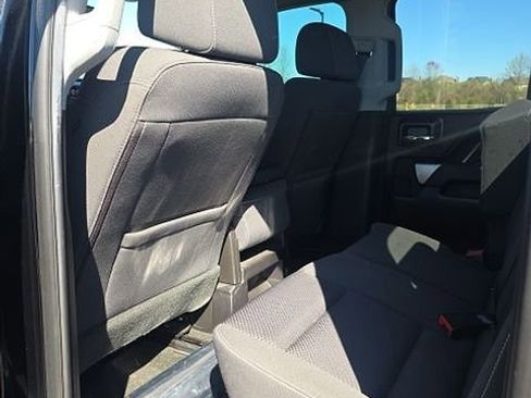 Used 2018 Chevrolet Silverado 1500 LT image 12