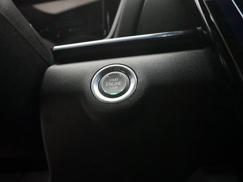 Used 2026 GMC Terrain AT4 image 31