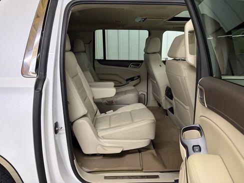Used 2018 GMC Yukon XL Denali image 19