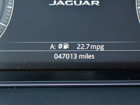 Used 2020 Jaguar E-PACE SE AWD/4WD image 32