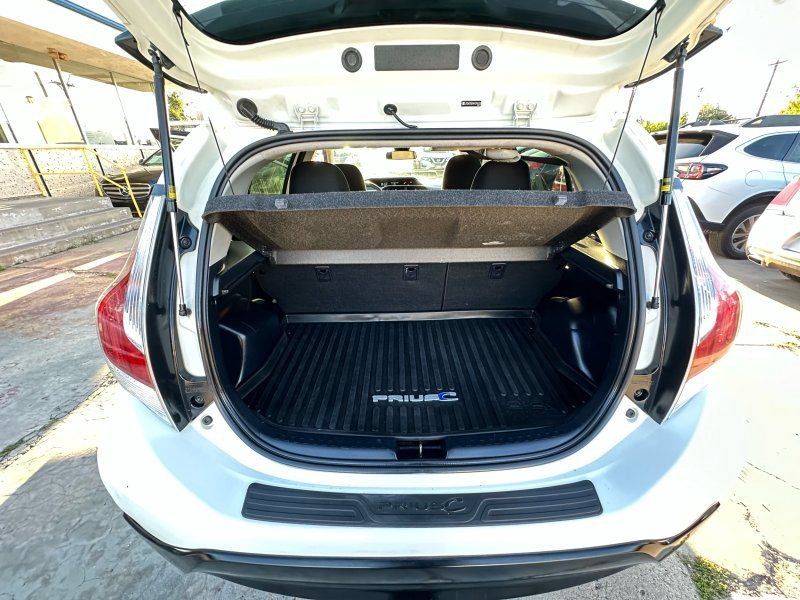 Used 2017 Toyota Prius C Two FWD image 15