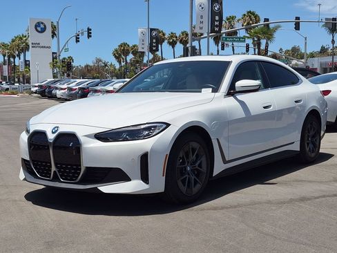 Used 2024 BMW i4 eDrive35 w/ Convenience Package RWD image 2