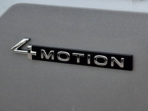 New 2026 Volkswagen Atlas SEL Premium R-Line image 13