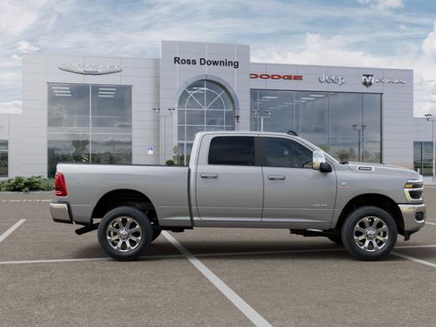 New 2026 RAM 2500 Laramie AWD/4WD image 21
