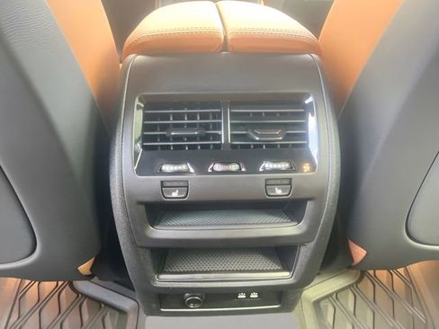 Used 2026 BMW X5 xDrive40i image 18