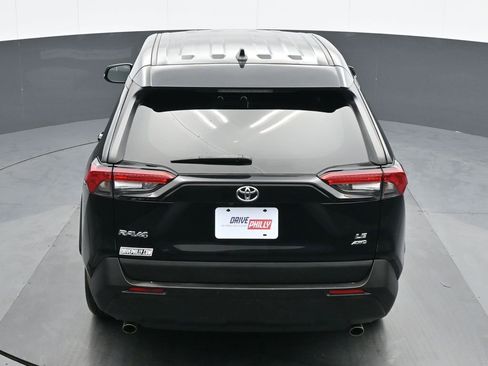 Used 2022 Toyota RAV4 LE image 20