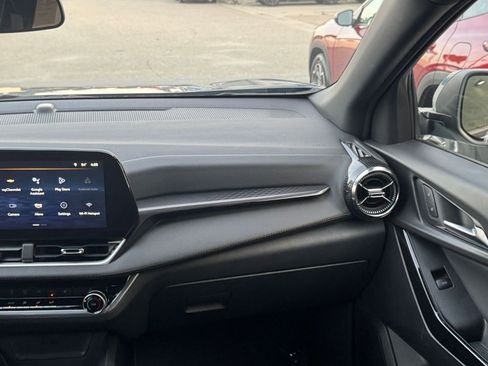 Used 2025 Chevrolet Equinox LT image 34