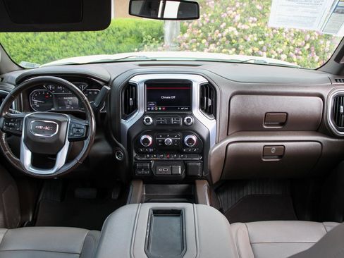 Used 2019 GMC Sierra 1500 SLT image 23