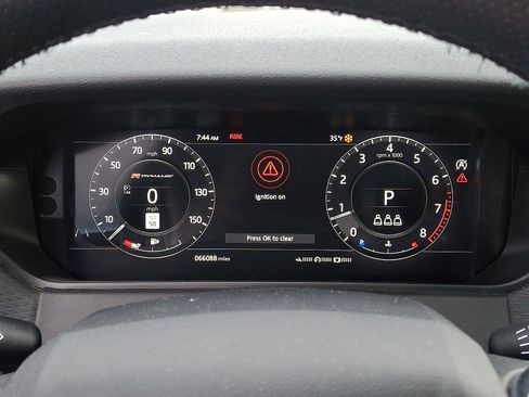 Used 2020 Land Rover Range Rover Velar R-Dynamic S image 25