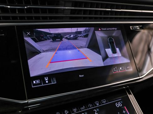 Used 2019 Audi Q8 Prestige image 22