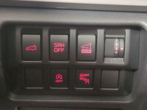 Used 2021 Subaru Forester Premium w/ Popular Package #1 AWD/4WD image 29