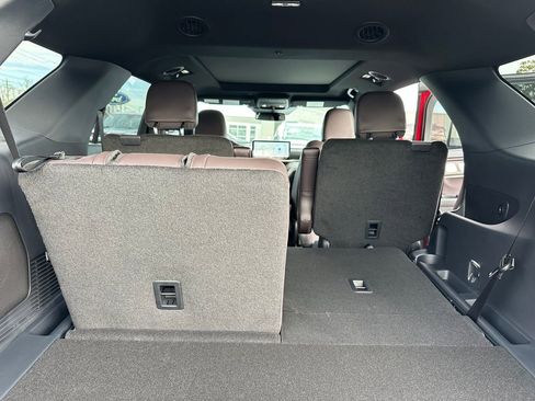 New 2026 Ford Explorer Platinum image 51
