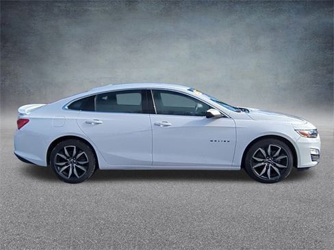 Certified 2022 Chevrolet Malibu RS image 10