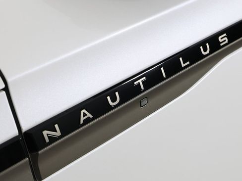 Used 2024 Lincoln Nautilus Black Label image 52