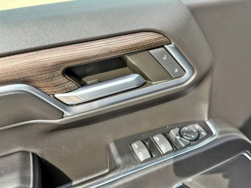 Certified 2022 Chevrolet Silverado 1500 LT AWD/4WD image 14