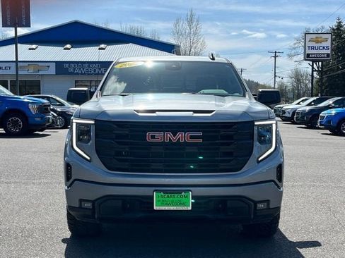 Used 2025 GMC Sierra 1500 Elevation w/ Preferred Package image 2
