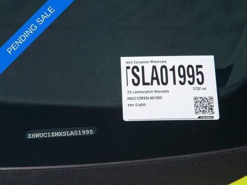 Used 2025 Lamborghini Revuelto AWD/4WD image 33