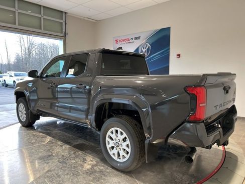 New 2025 Toyota Tacoma SR5 image 4