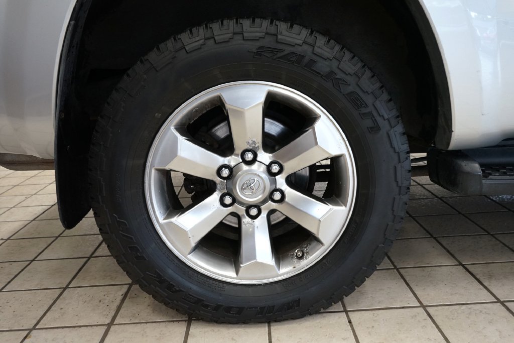 Used 2007 Toyota 4Runner Limited AWD/4WD image 45